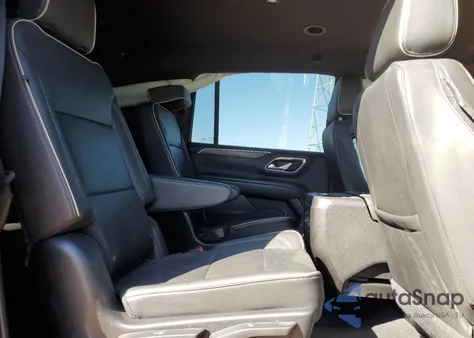 2023 Chevrolet Suburban C1500 Premier z USA, uszkodzony, nr VIN 1GNSCFKD1PR135410